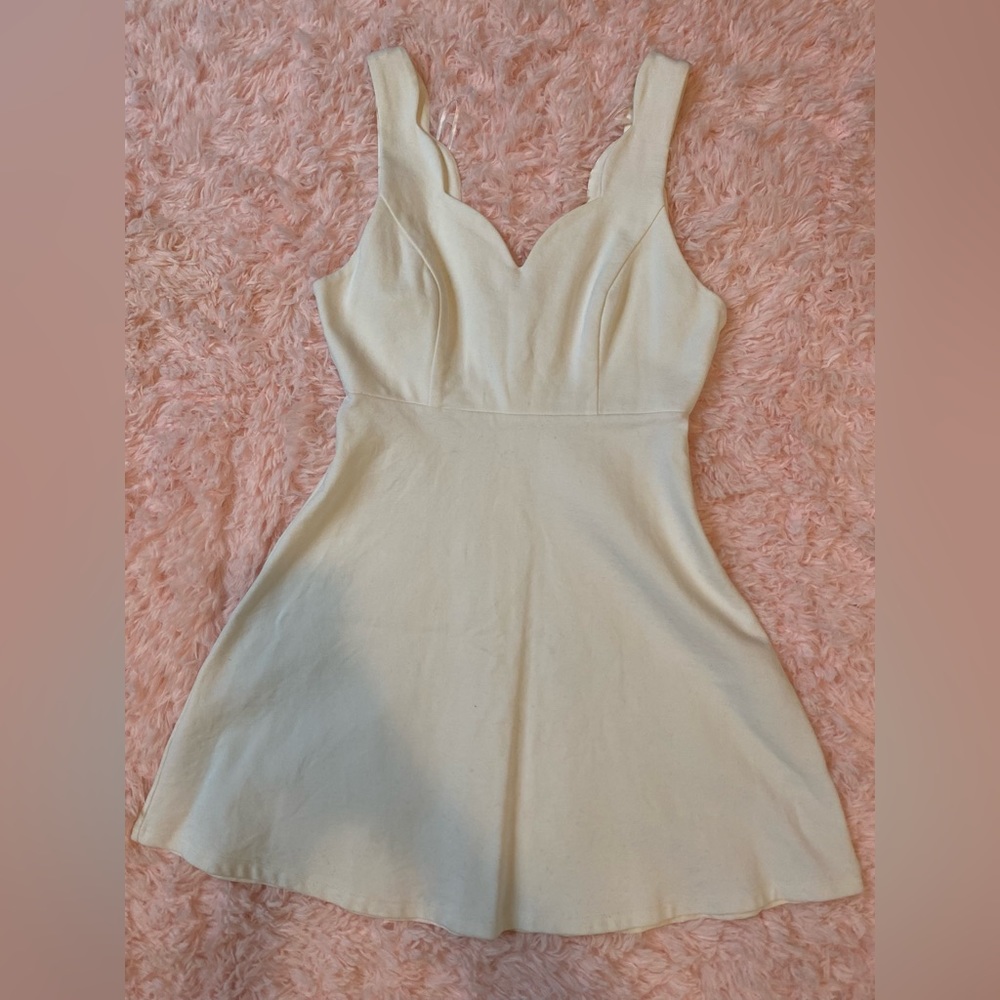 Petal white dress - great for bride parties!